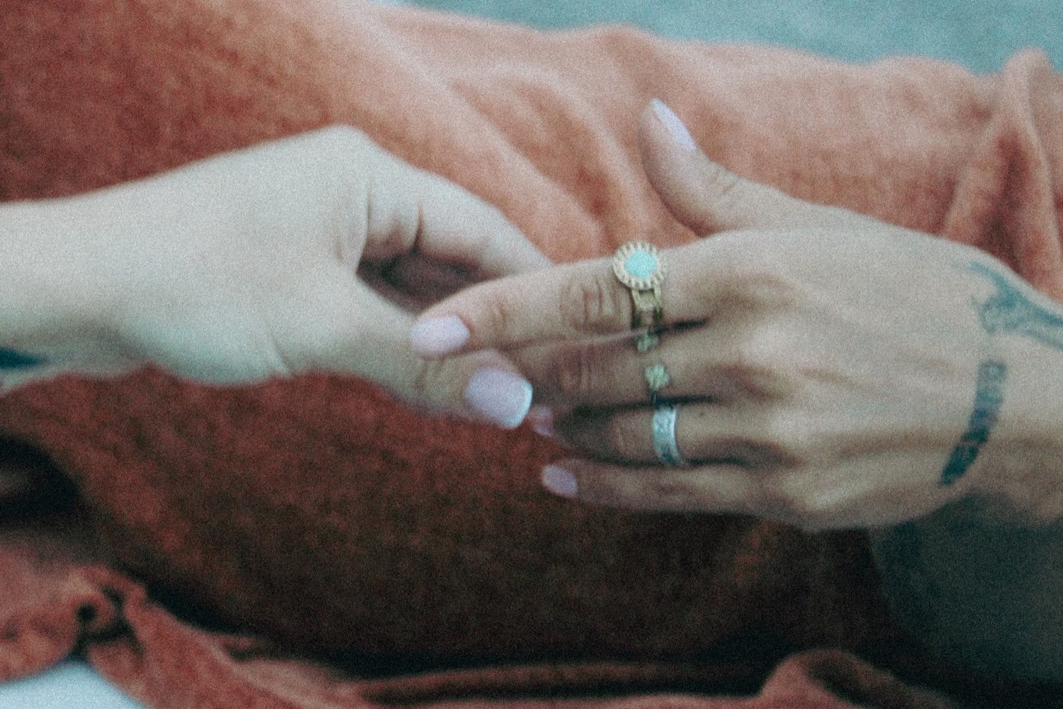 Resting hands, a moment of release during a treatment